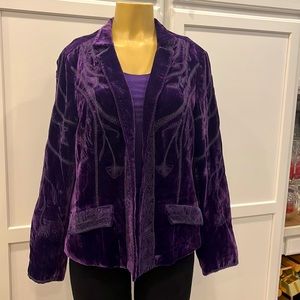 Chico’s embroidered velvet Victorian purple jacket/Chico’s TANK Aubergine